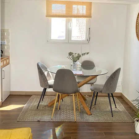 Slow Stay, Relax And Terrace アパート *