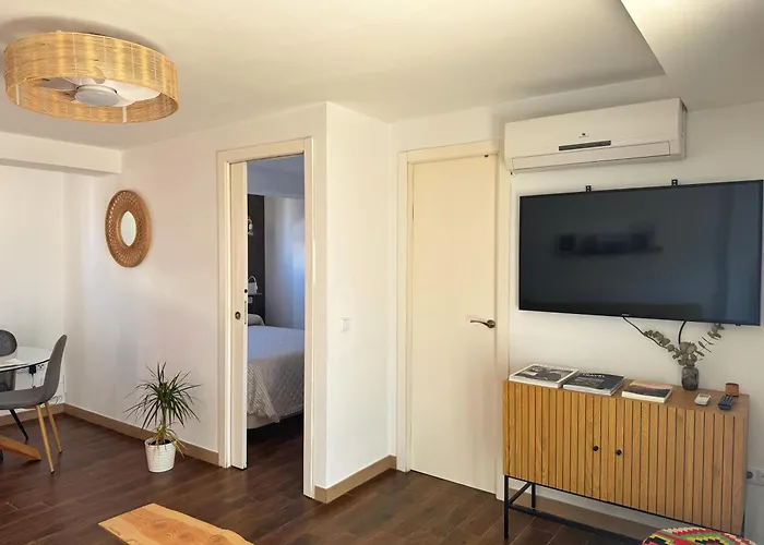 Slow Stay, Relax And Terrace 龙达