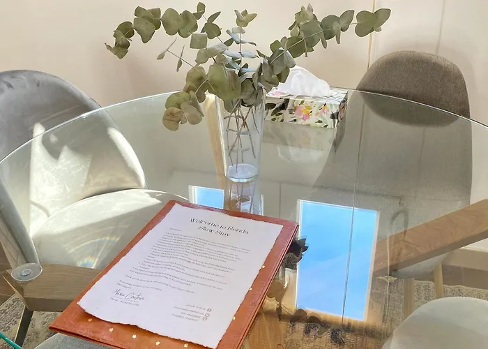 Slow Stay, Relax And Terrace